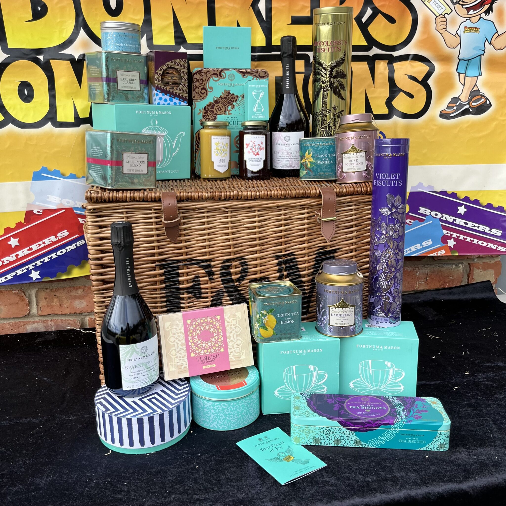 Fortnum & Mason Afternoon Tea Hamper MIDWEEK MADNESS! Bonkers