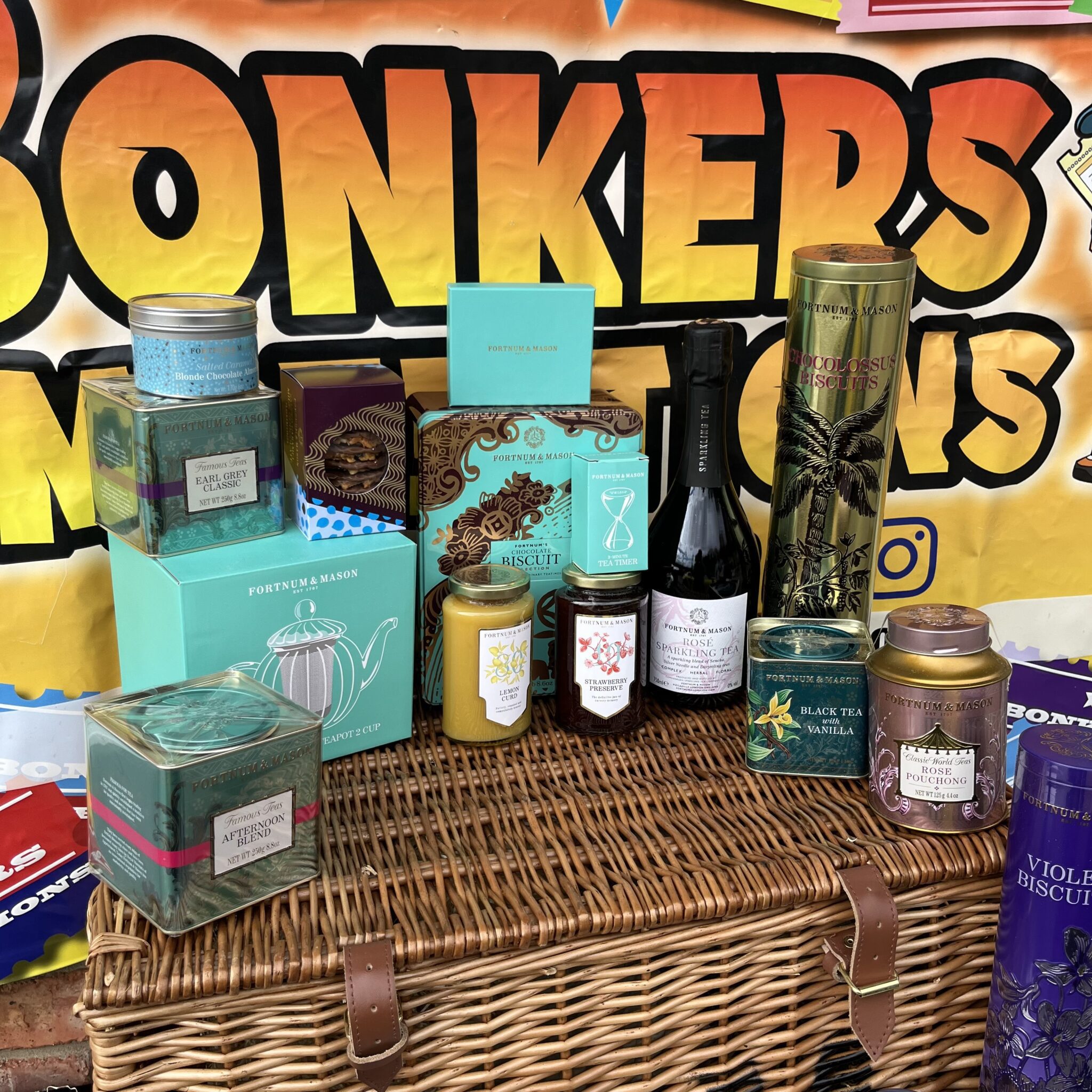 Fortnum & Mason Afternoon Tea Hamper MIDWEEK MADNESS! Bonkers