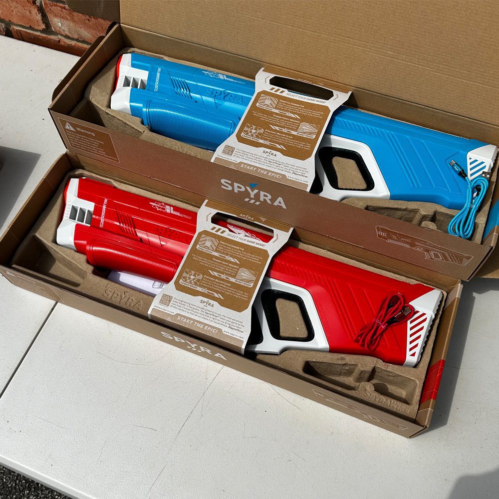 SPYRA TWO WATER Gun BLUE & RED Bundle World's Strongest NEW 🚚✓ Ships  fastt!!! £327.14 - PicClick UK