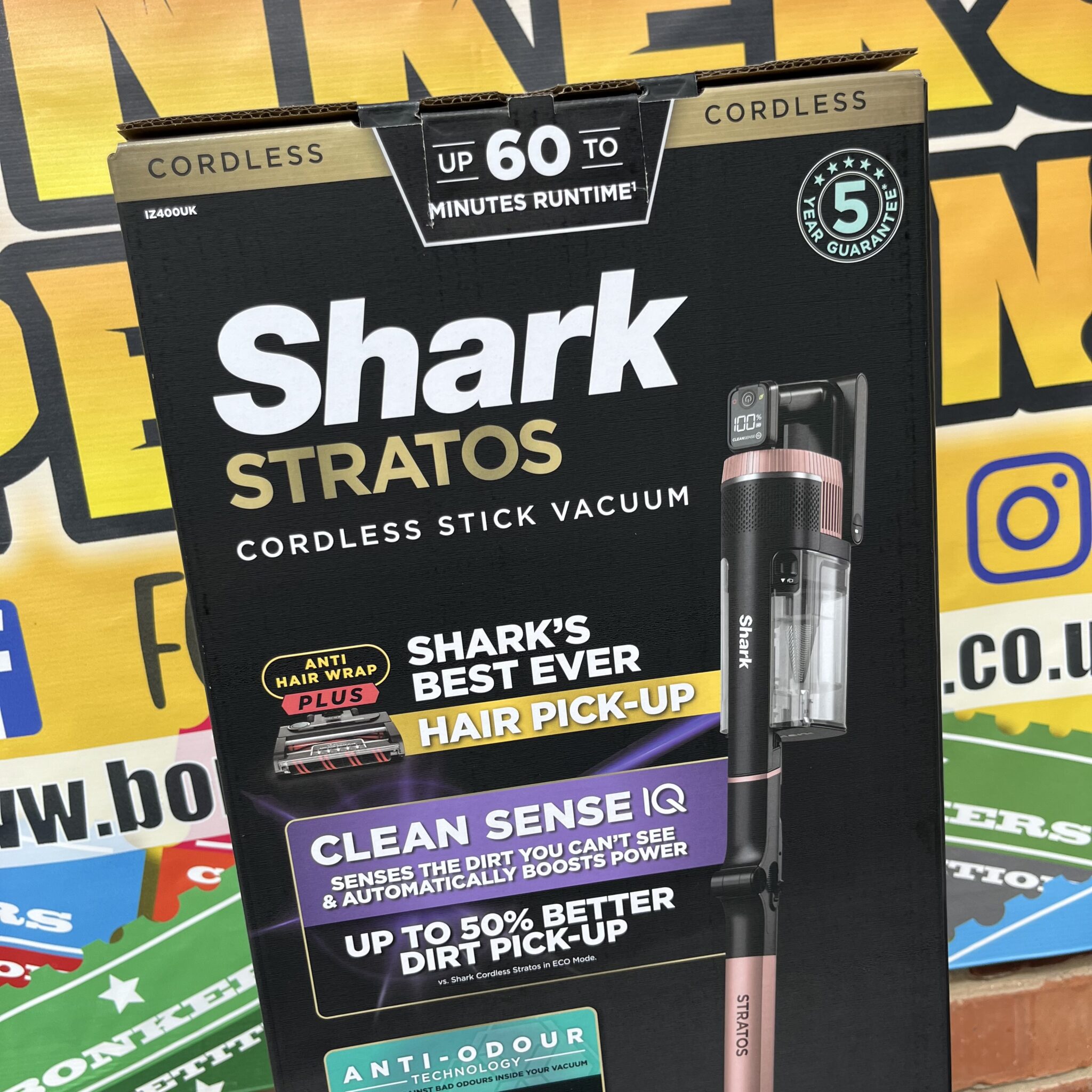 Shark Stratos Anti Hair Wrap Plus Pet Pro Cordless Vacuum IZ400UKT