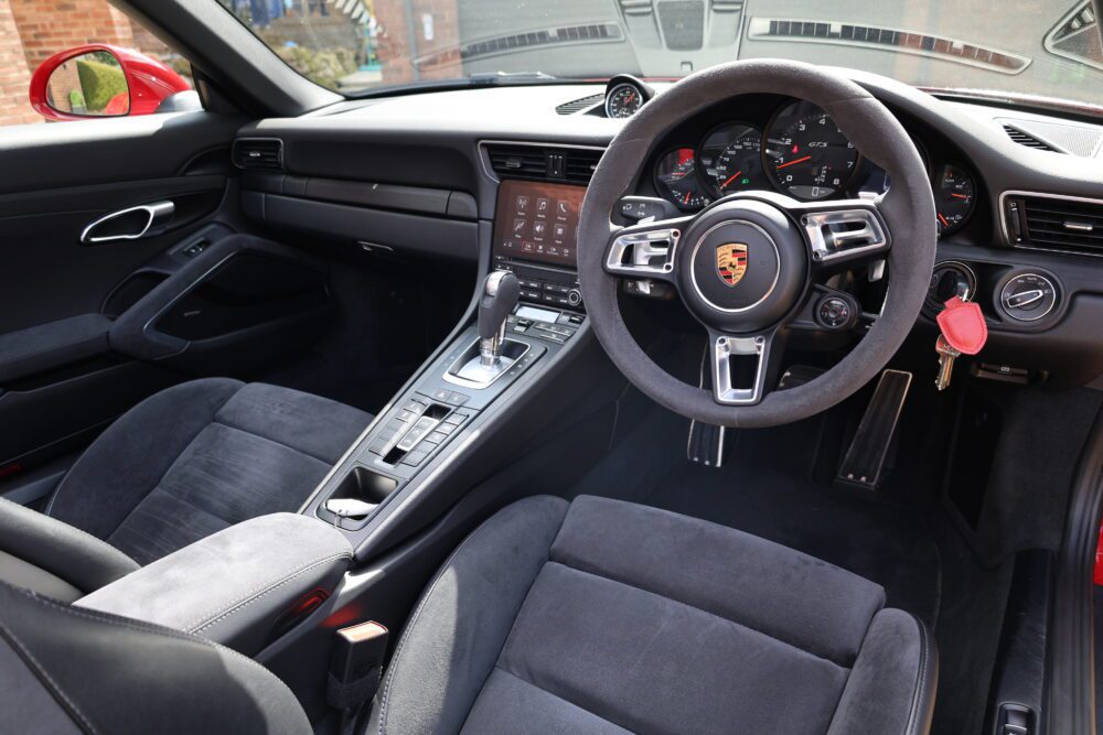 Porsche 911 Carrera 4 GTS 3.0L 444BHP - RSP £80,000! - Image 8