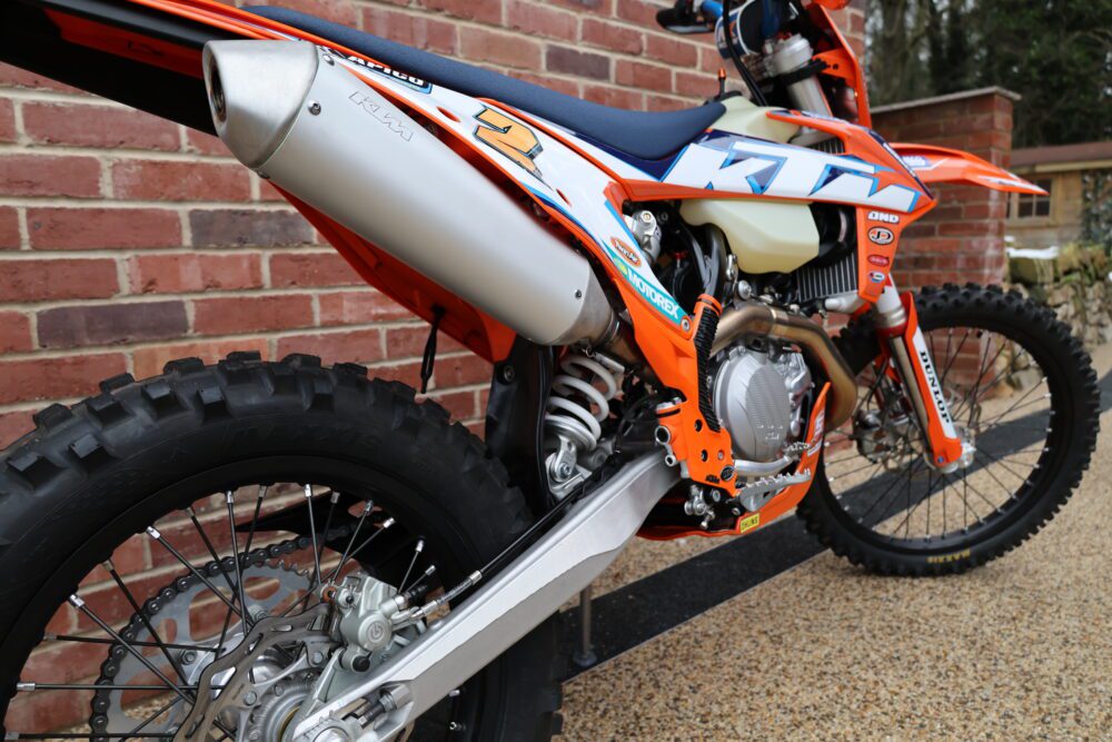 KTM EXC-F 450 ROAD LEGAL - INCREDIBLE BIKE! - RRP £11,699 - Image 6