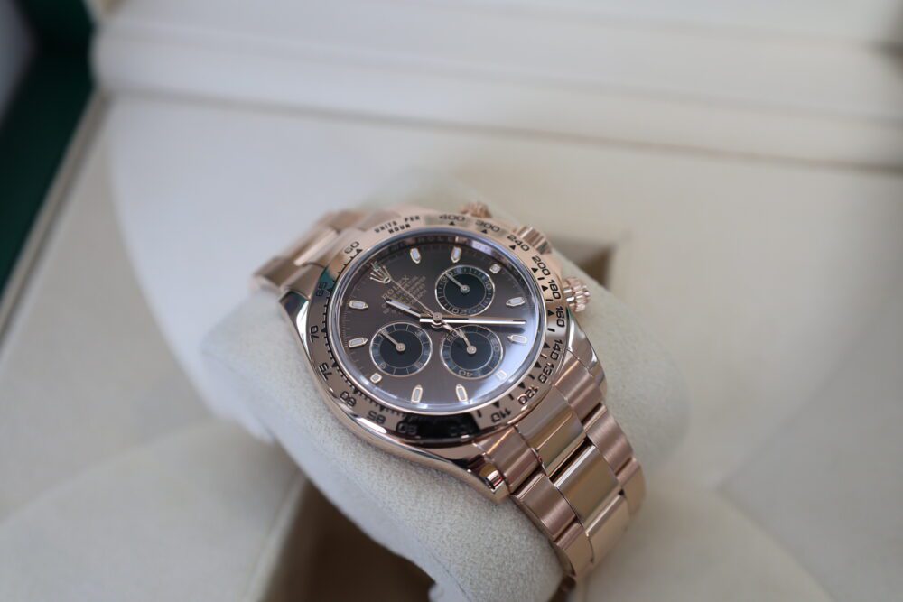 Rolex DAYTONA Solid 18ct Rose Gold Chocolate Dial - RRP £44,000! - Image 2