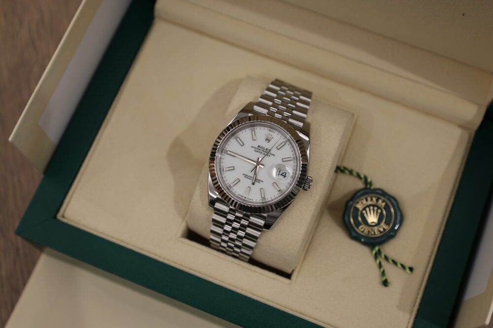 2024 Rolex Datejust 41mm Fluted Bezel Jubilee Bracelet - RSP £12,000! - Image 3