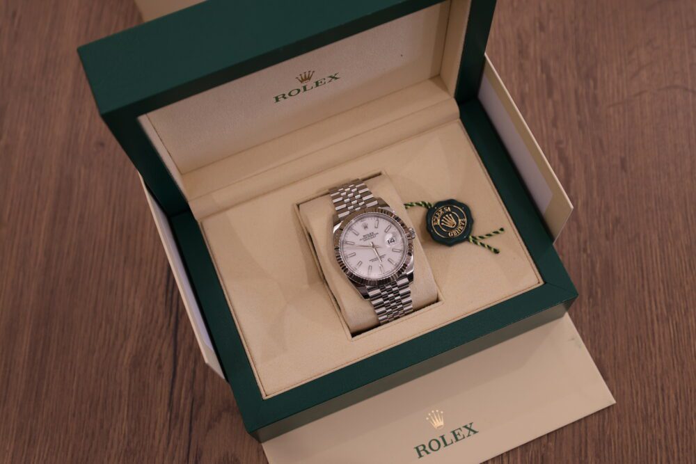 2024 Rolex Datejust 41mm Fluted Bezel Jubilee Bracelet - RSP £12,000! - Image 7