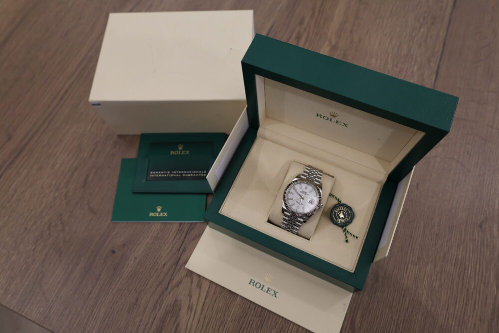 2024 Rolex Datejust 41mm Fluted Bezel Jubilee Bracelet - RSP £12,000! - Image 2
