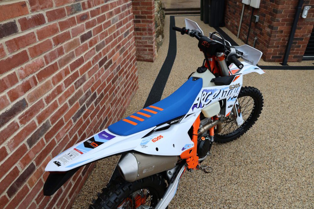 2024 KTM EXC-F 250 ROAD LEGAL 6 DAYS LTD EDITION - INCREDIBLE BIKE! - RRP £10,999! - Image 5