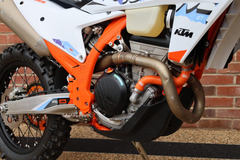 2024 KTM EXC-F 250 ROAD LEGAL 6 DAYS LTD EDITION - INCREDIBLE BIKE! - RRP £10,999! - Image 7