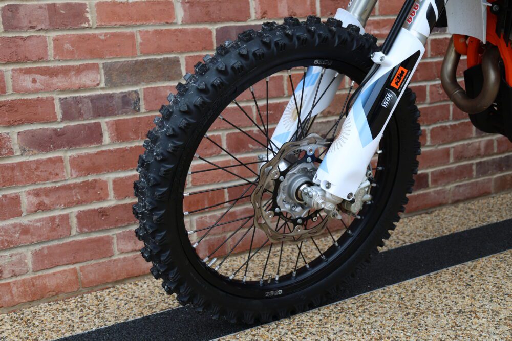 2024 KTM EXC-F 250 ROAD LEGAL 6 DAYS LTD EDITION - INCREDIBLE BIKE! - RRP £10,999! - Image 11
