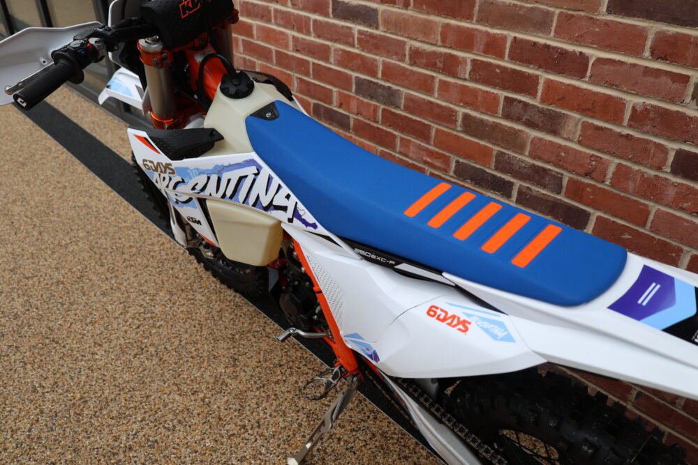 2024 KTM EXC-F 250 ROAD LEGAL 6 DAYS LTD EDITION - INCREDIBLE BIKE! - RRP £10,999! - Image 9