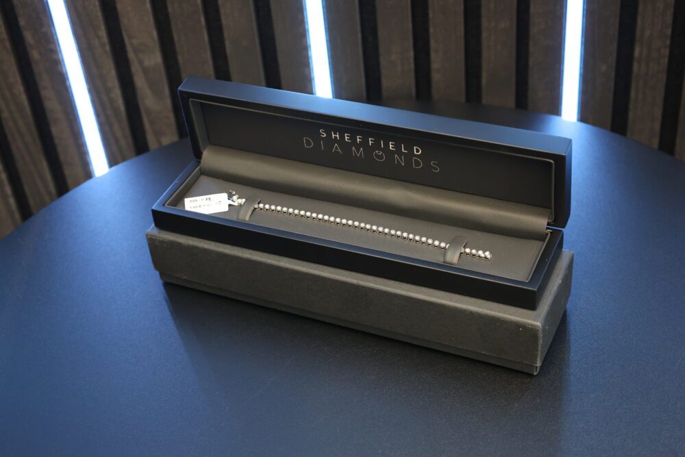 0.75ct Diamond Tennis Bracelet - RRP £1,500 - Image 2