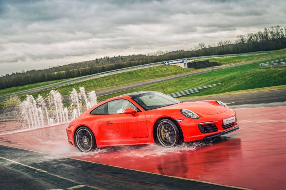 Porsche Silverstone Experience Day For Two People - Image 4