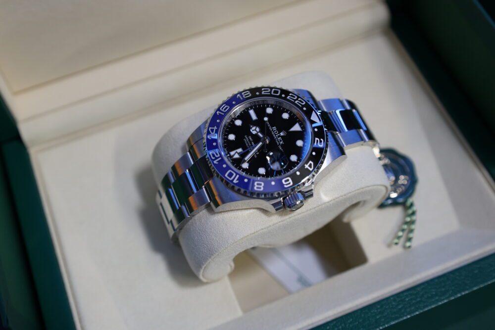 2025 ROLEX GMT-Master II 'BATMAN' - RSP £15,000! - Image 3