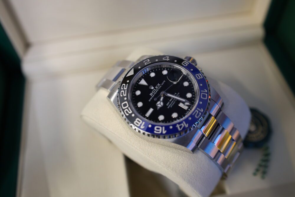 2025 ROLEX GMT-Master II 'BATMAN' - RSP £15,000! - Image 7