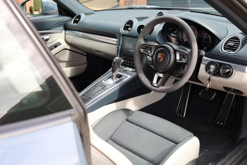 Porsche Cayman 718 S 2.5L 400BHP - HUGE SPEC - RSP £40,000! - Image 7