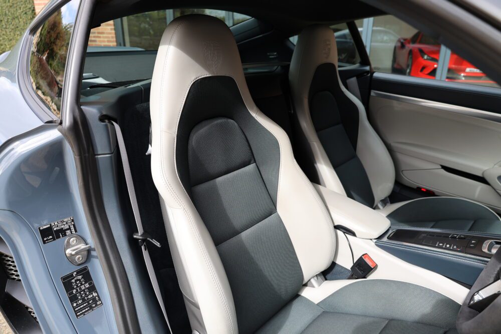 Porsche Cayman 718 S 2.5L 400BHP - HUGE SPEC - RSP £40,000! - Image 10